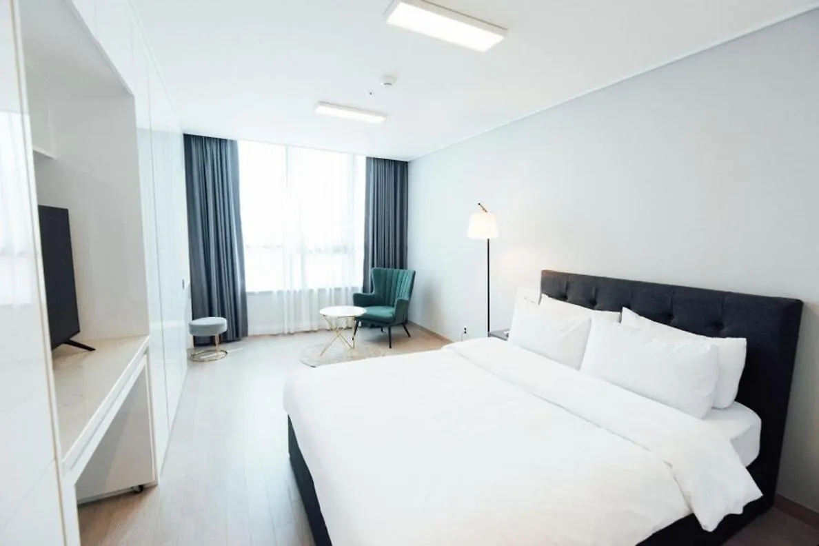 Celebstay Songdo Halla Western Park 인천