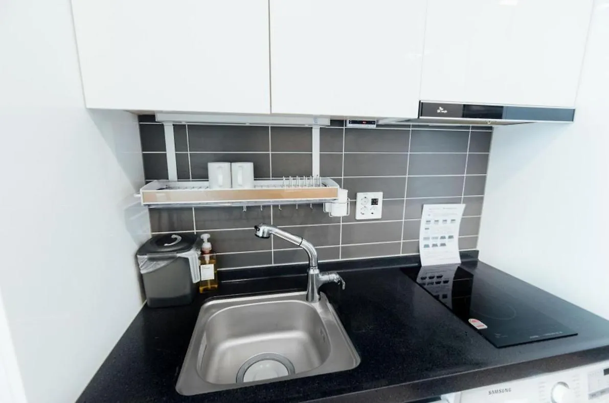 Celebstay Songdo Halla Western Park 인천 0*,