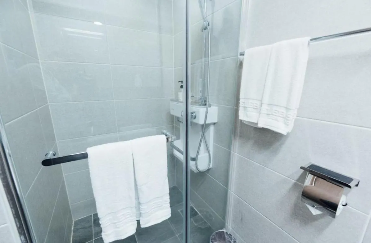 Celebstay Songdo Halla Western Park Incheon 0*,